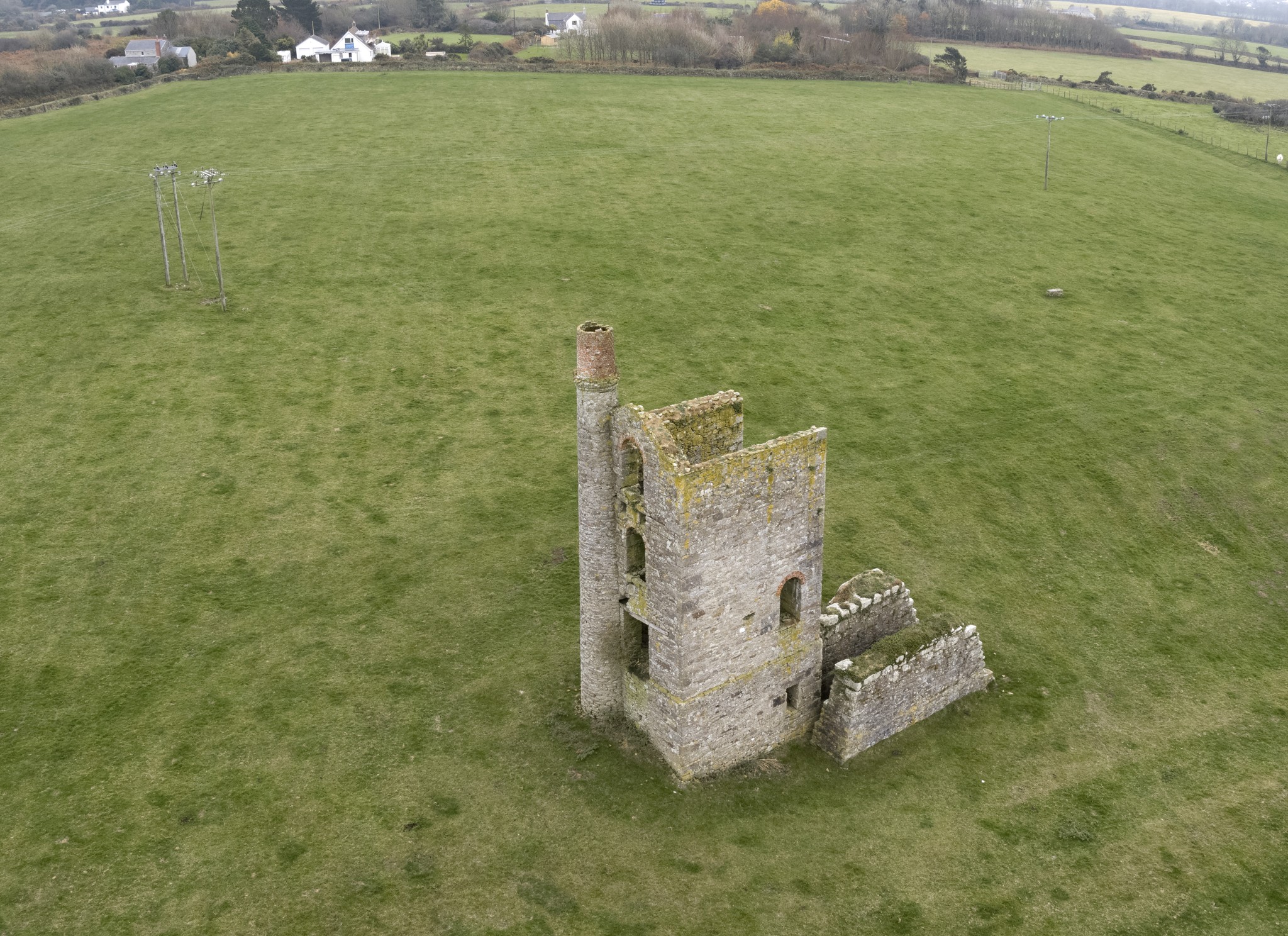 Trumpet Consols Aerial 1